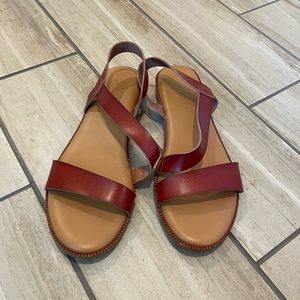 Women’s sandals
